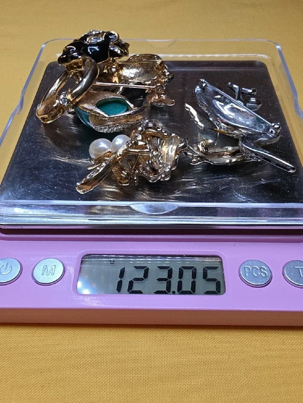 Vintage Wildlife Brooch Lot (7pcs) - Panther, Tiger, Swan, Bee, Birds & Insects